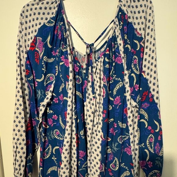 Women’s Andree By Unit Boutique Top- Long Sleeve- EUC - Picture 2 of 2
